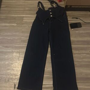 Bootcut overall jeans outfit